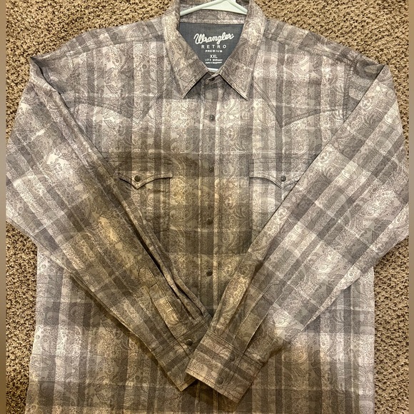 Wrangler Retro Button Up Dress Shirt - Picture 1 of 3